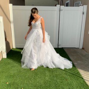 A-Line Court Train Organza Wedding Dress -- unworn